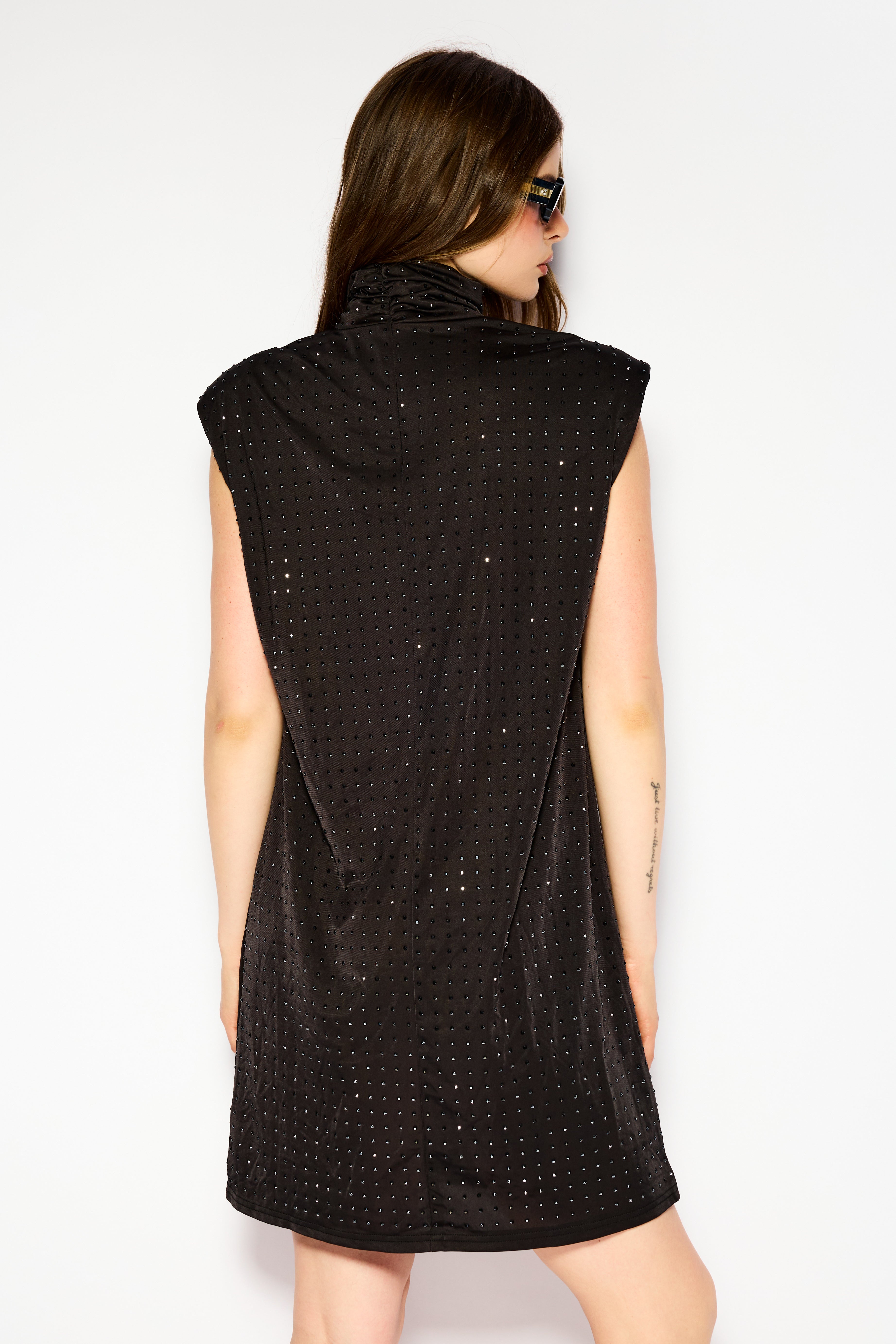 Shadow shift dress