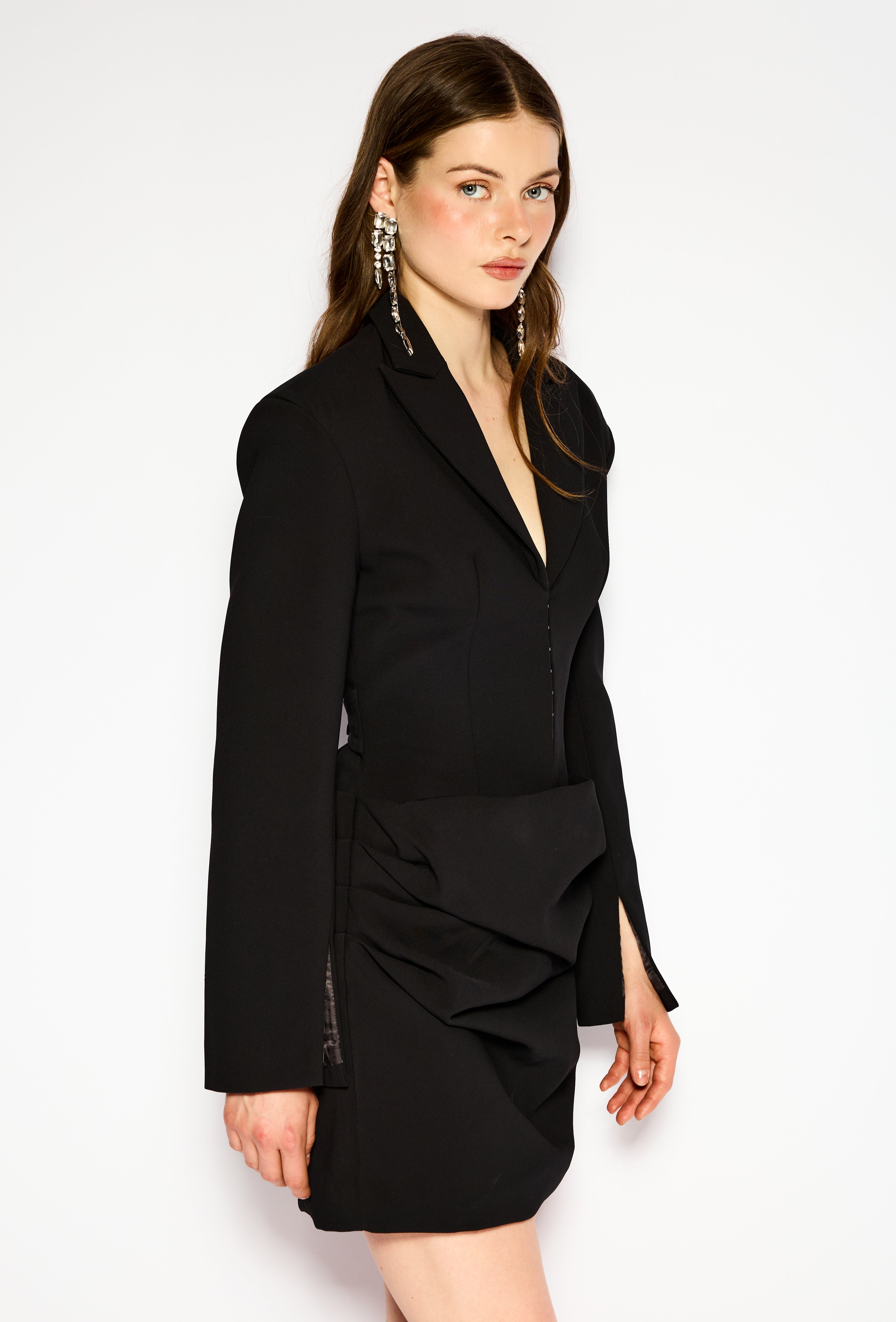 Noir sculpt dress