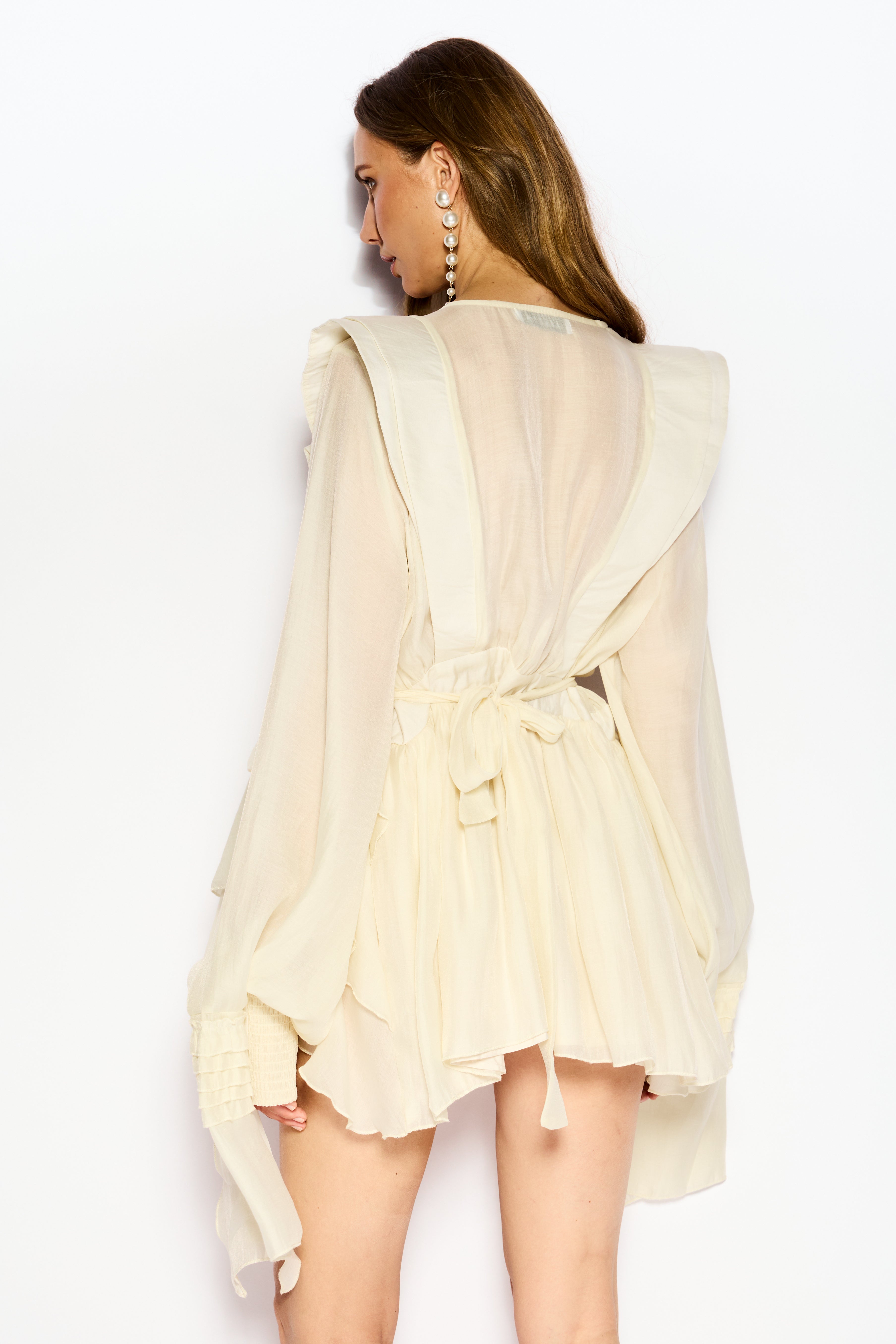 Drama layer dress