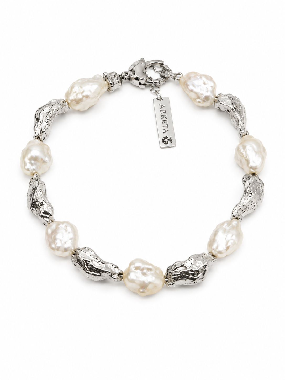 rebel pearl neckless