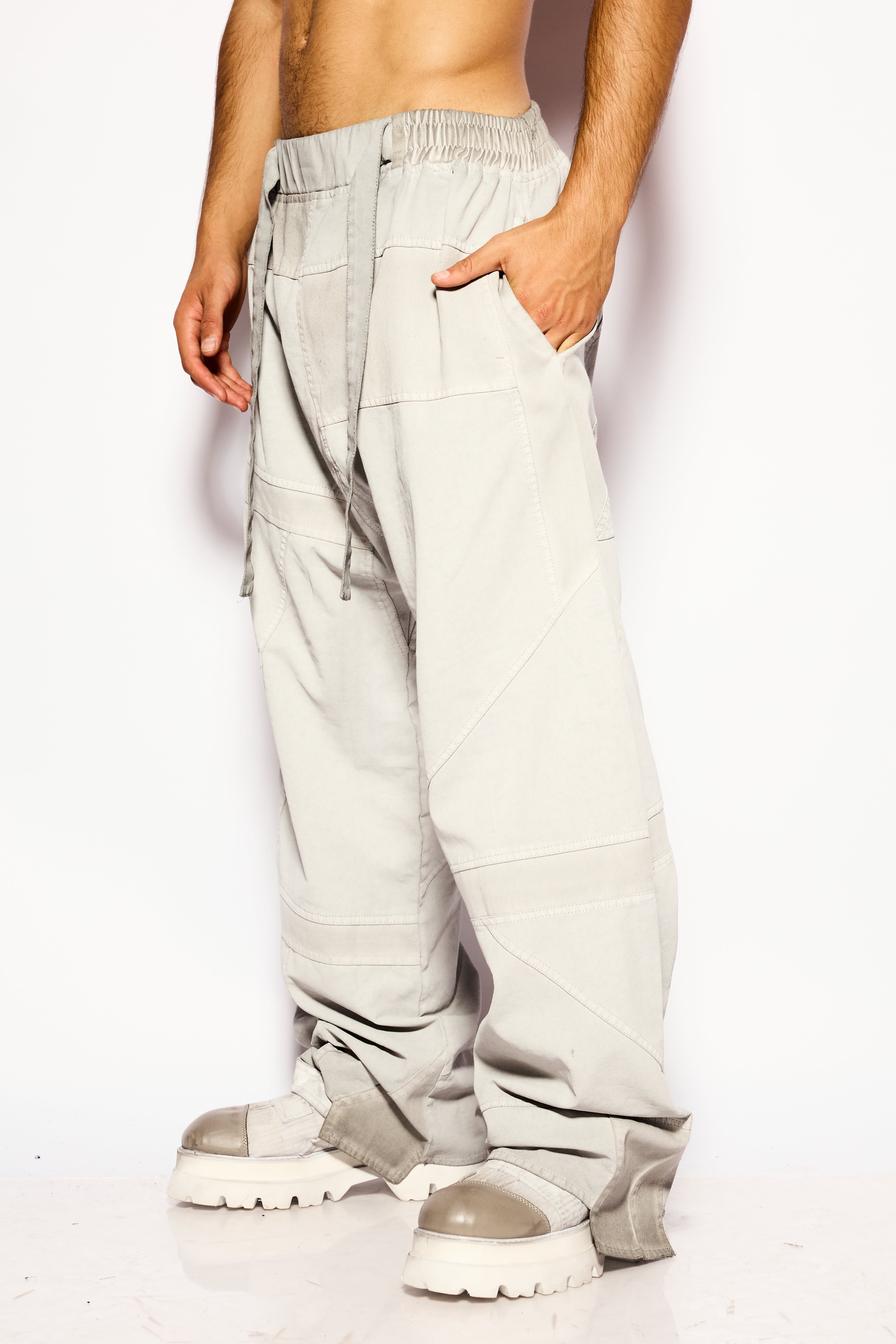 APOCALYPSE Exodous pants
