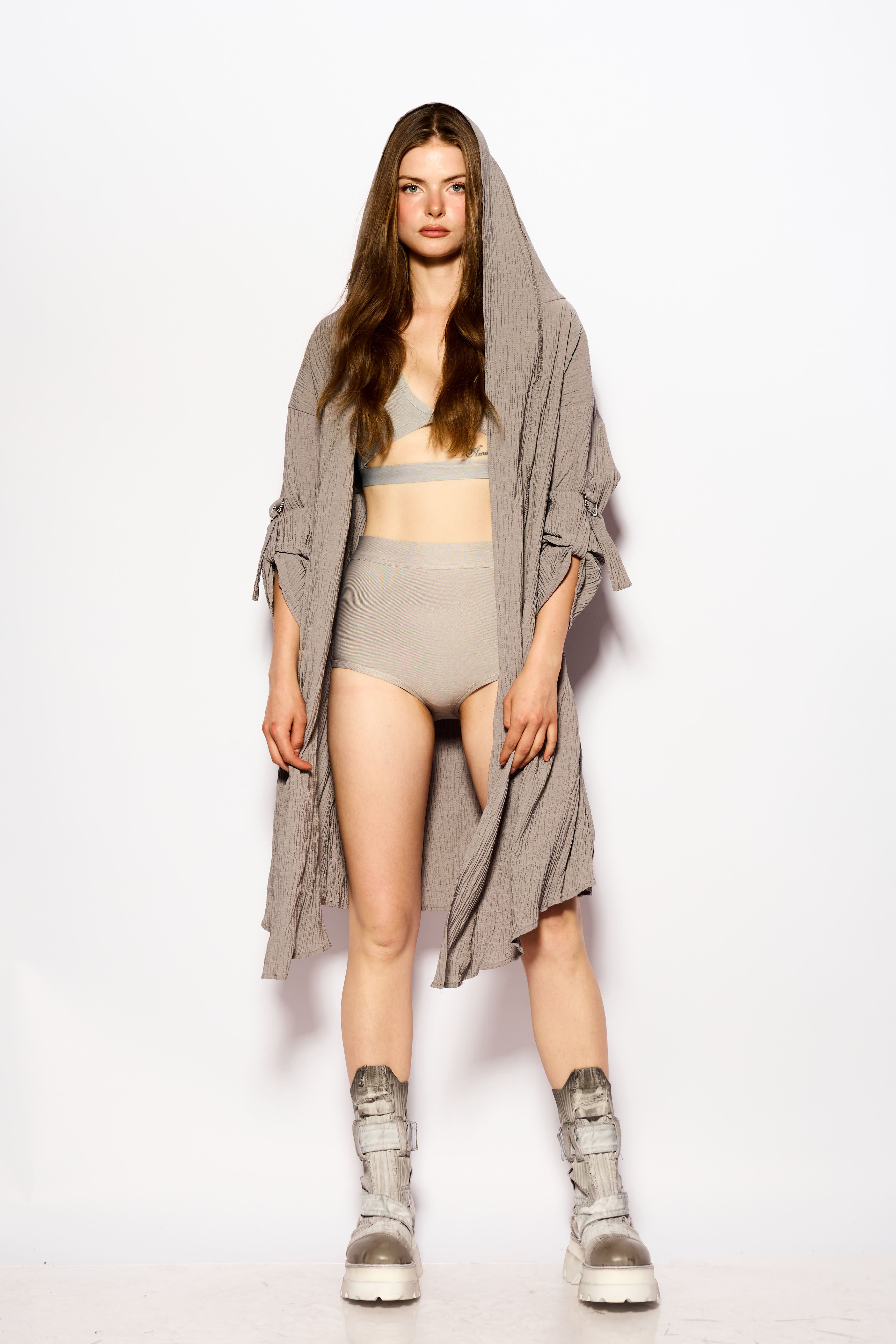 Gray Desert kimono