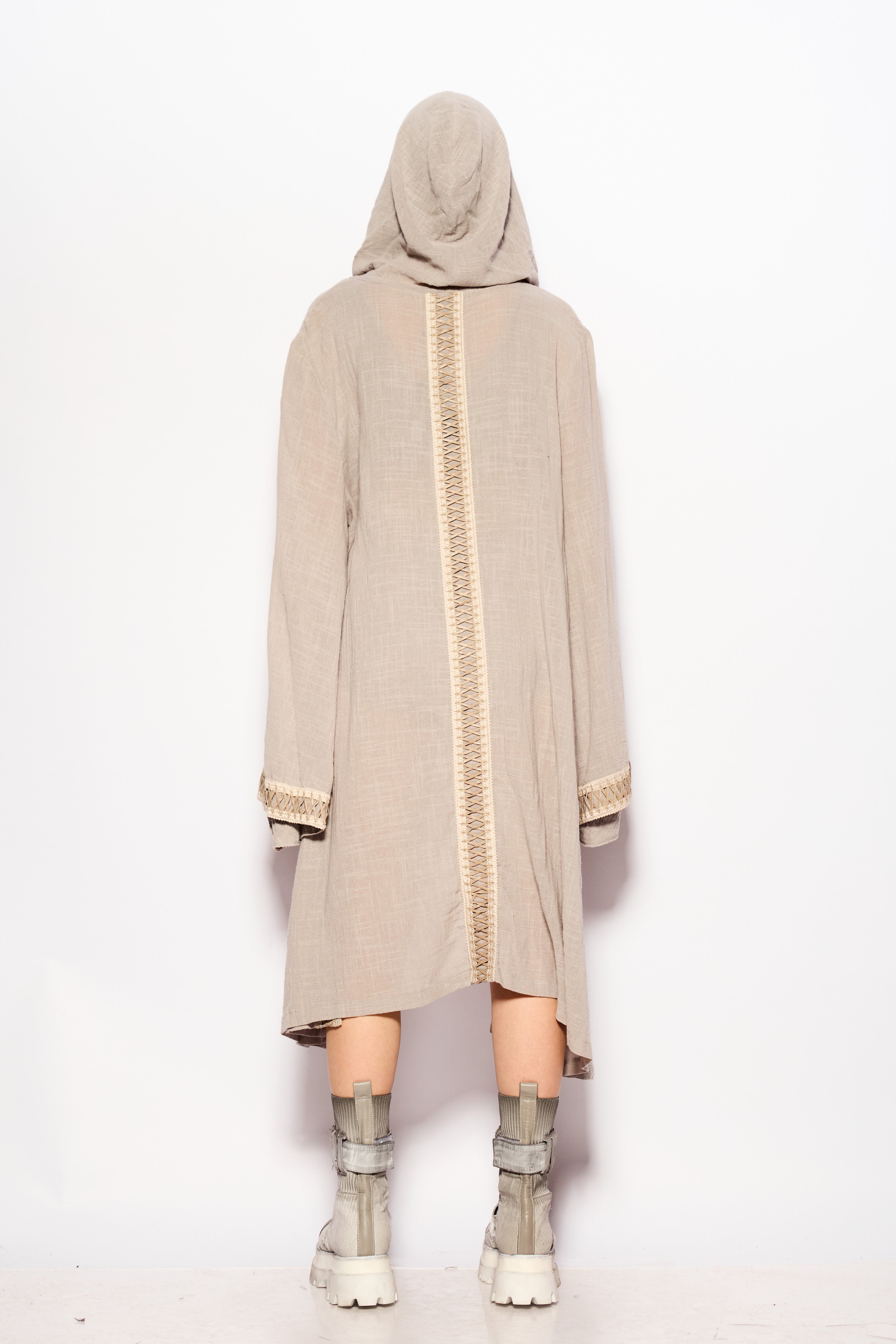 Gray Coven hood kimono