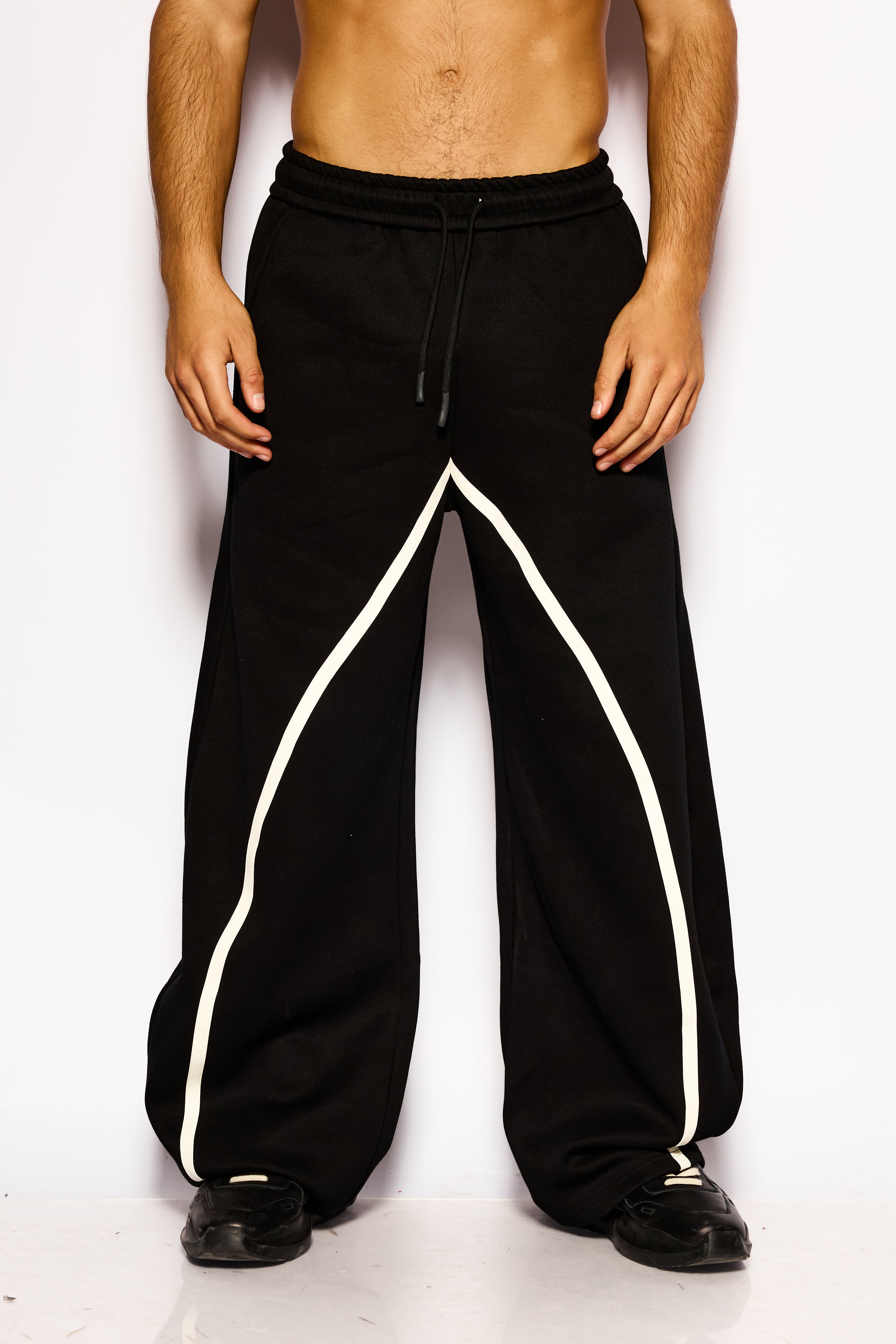 Wavy line pants