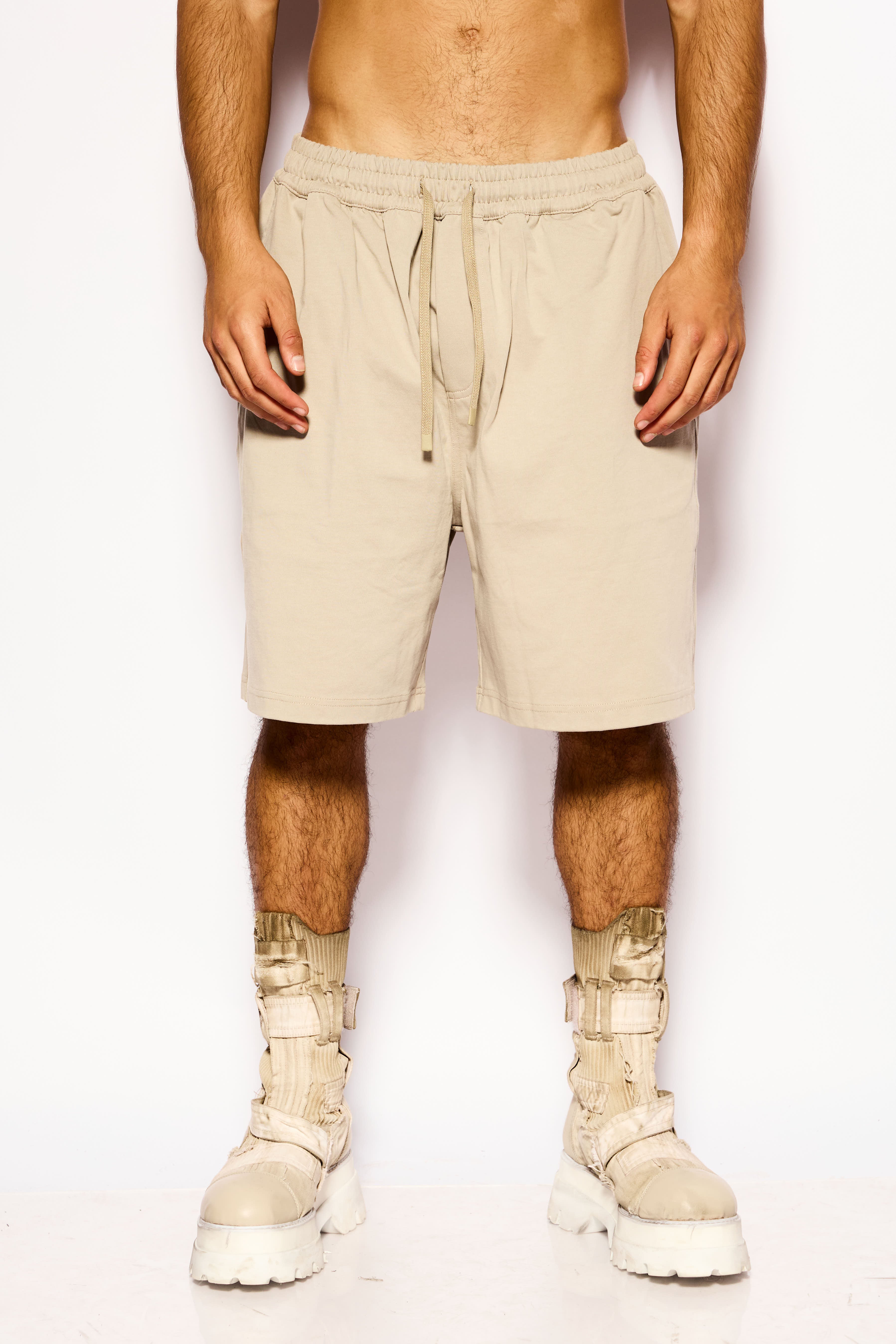 Dust minimalist shorts