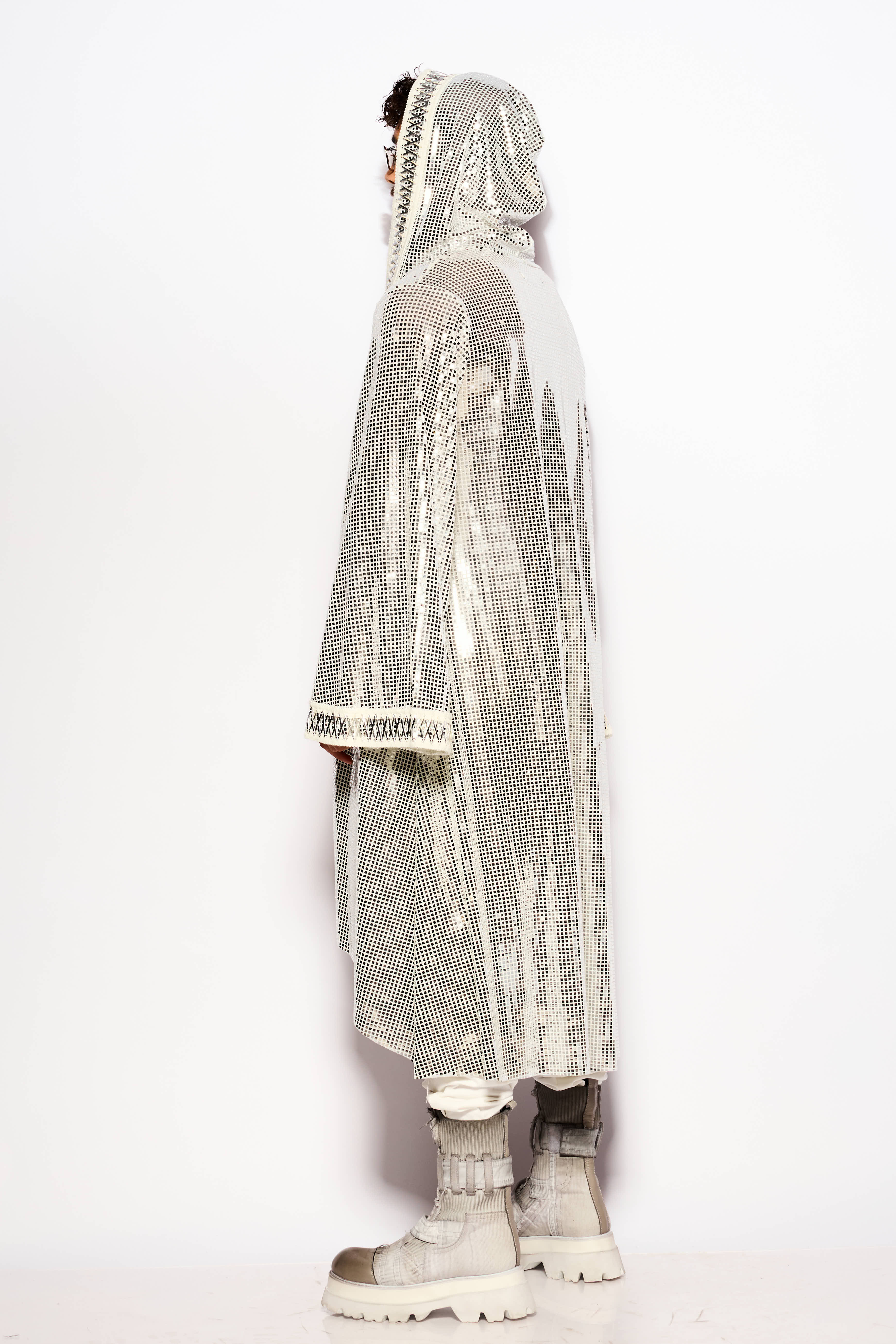 Silver Liquid shadow kimono