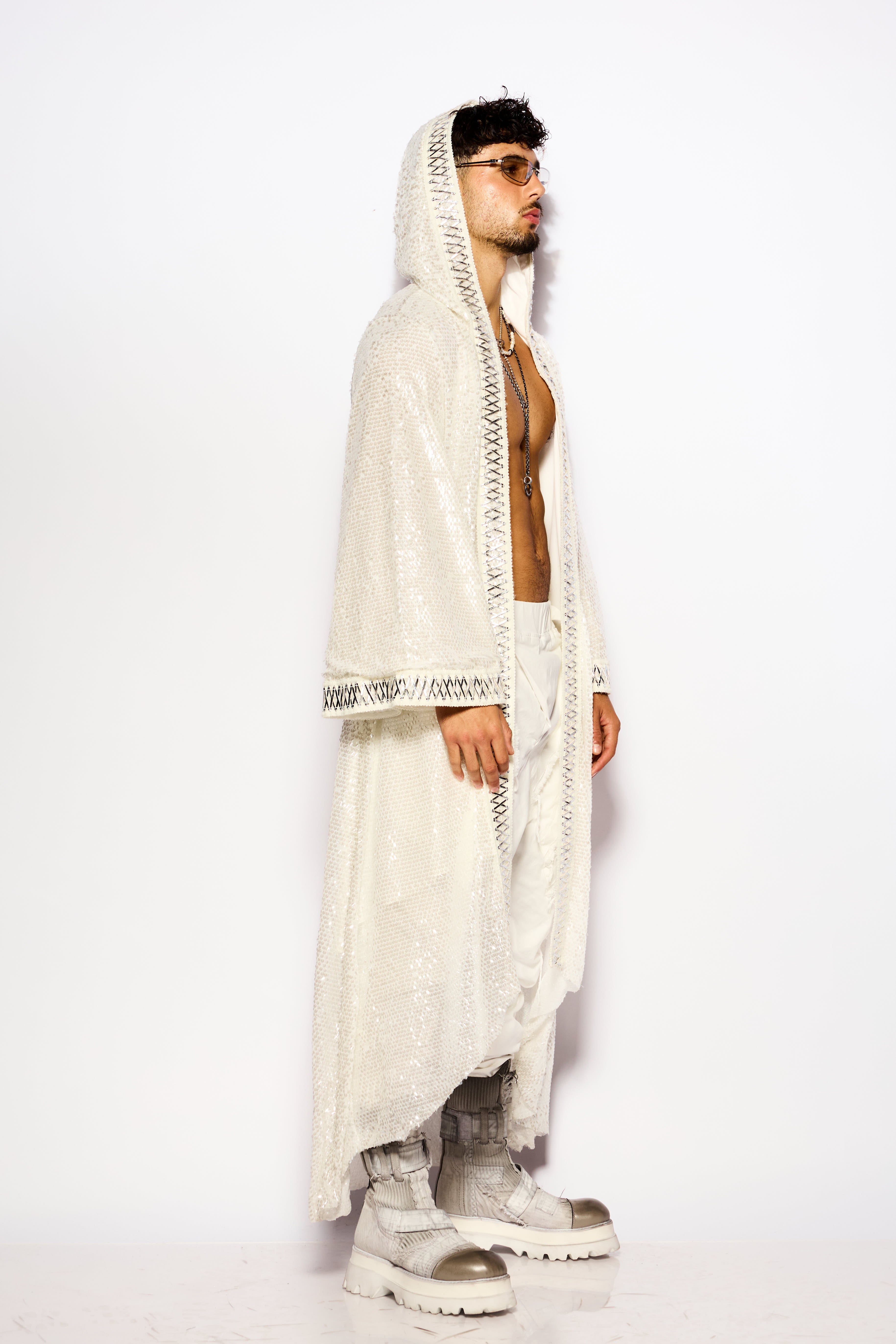 White Solaris kimono