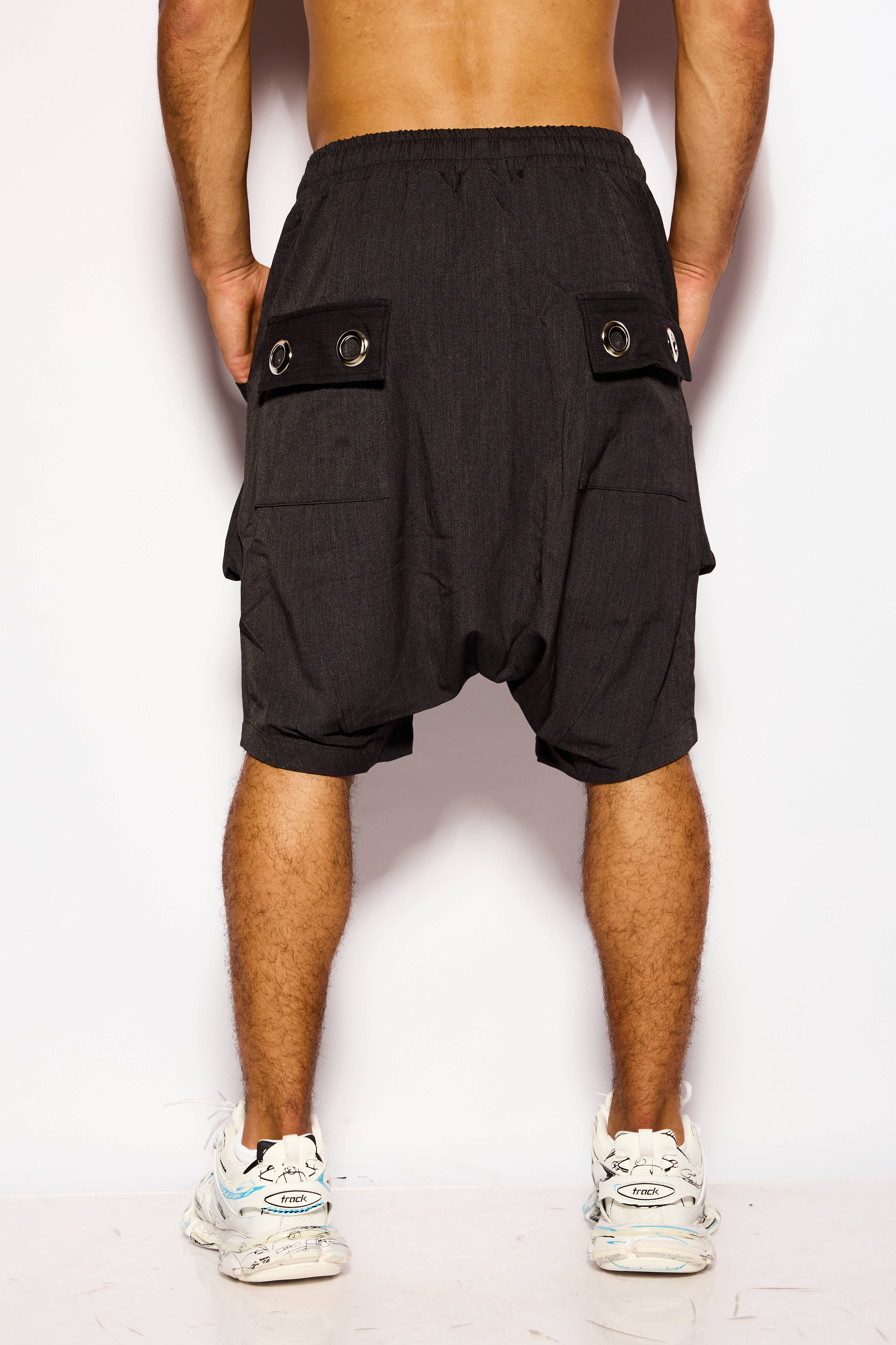 Hardware shorts