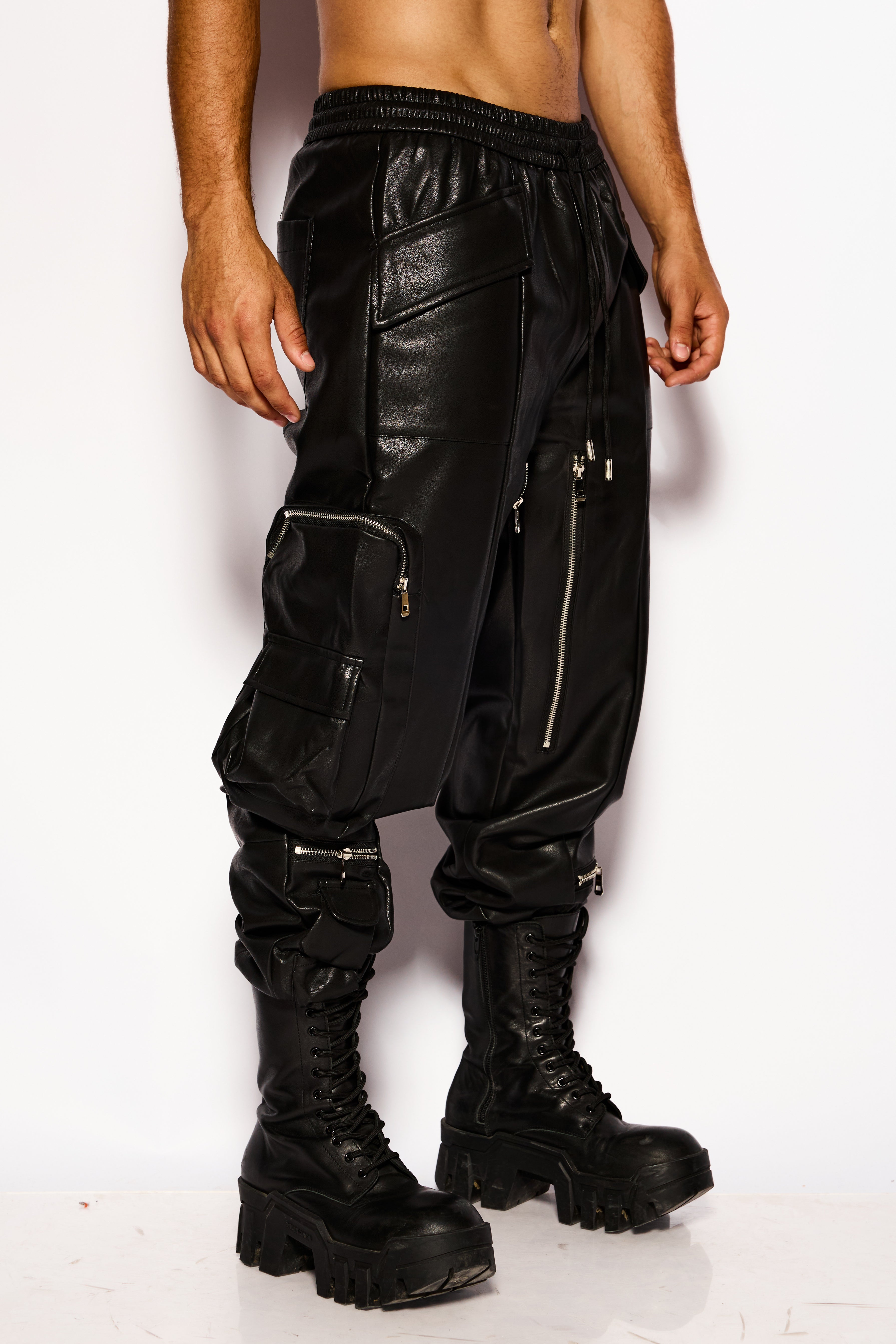 Outlaw cargo pants