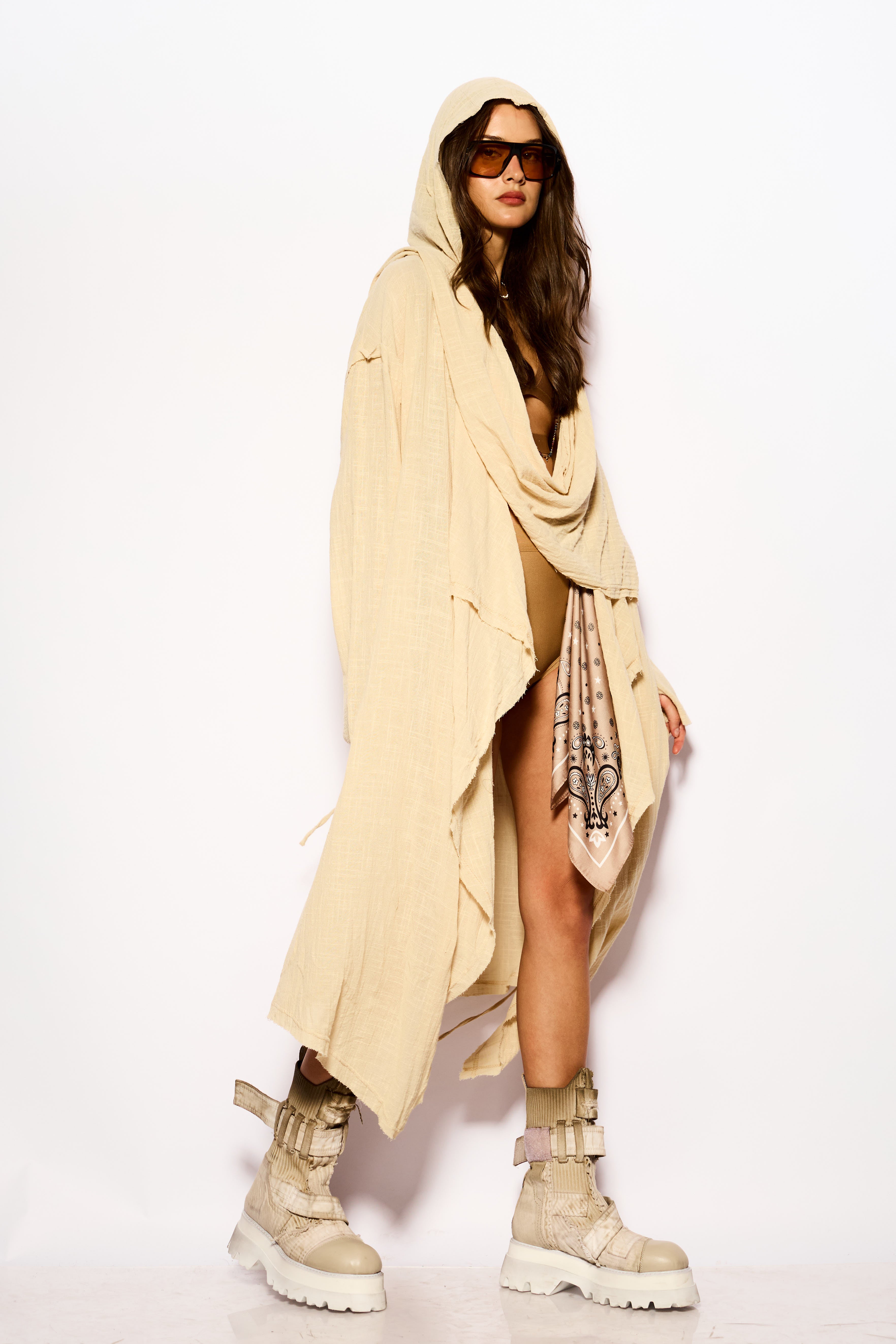 Beige Kimono Am Israel Chai
