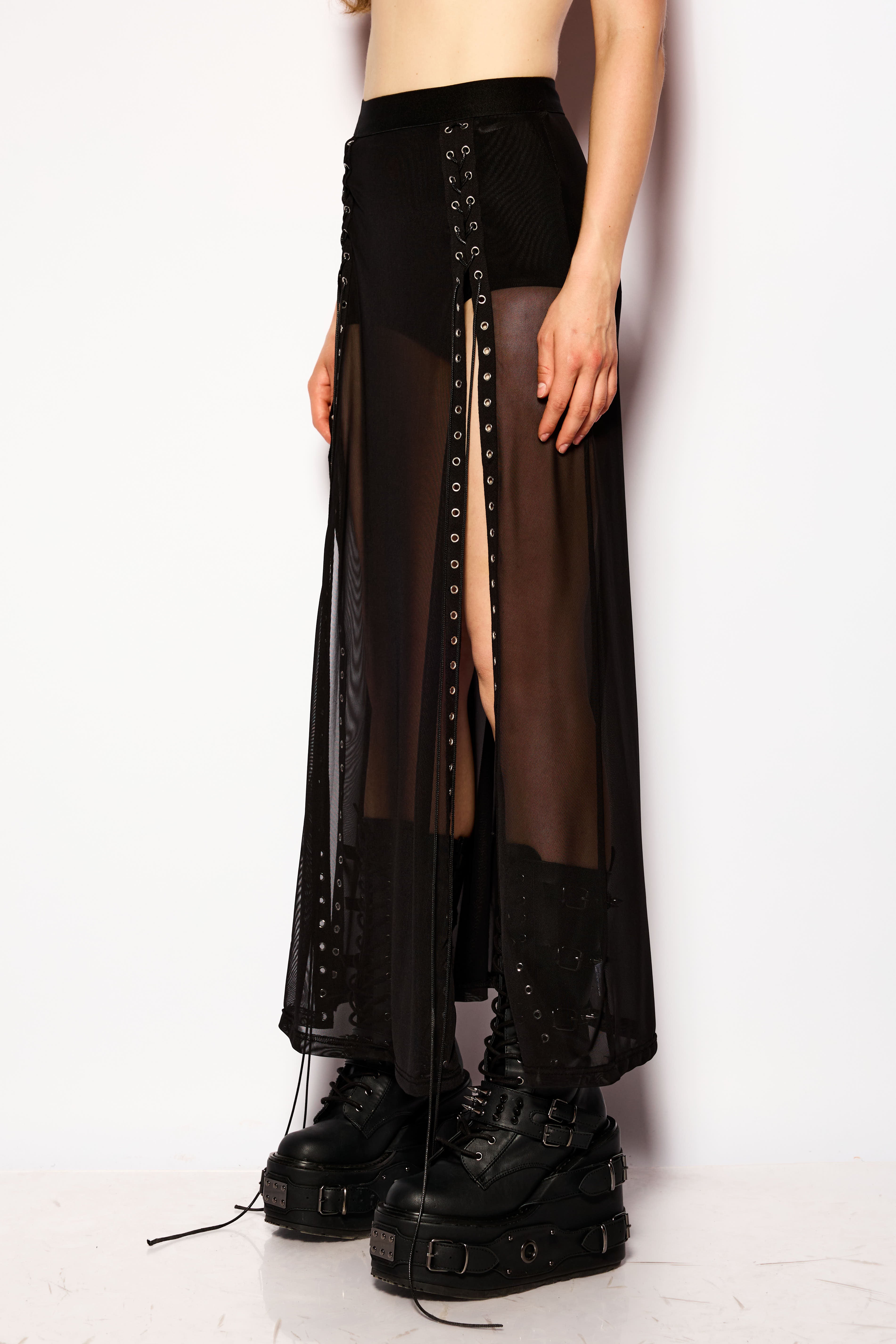 Black split veil skirt