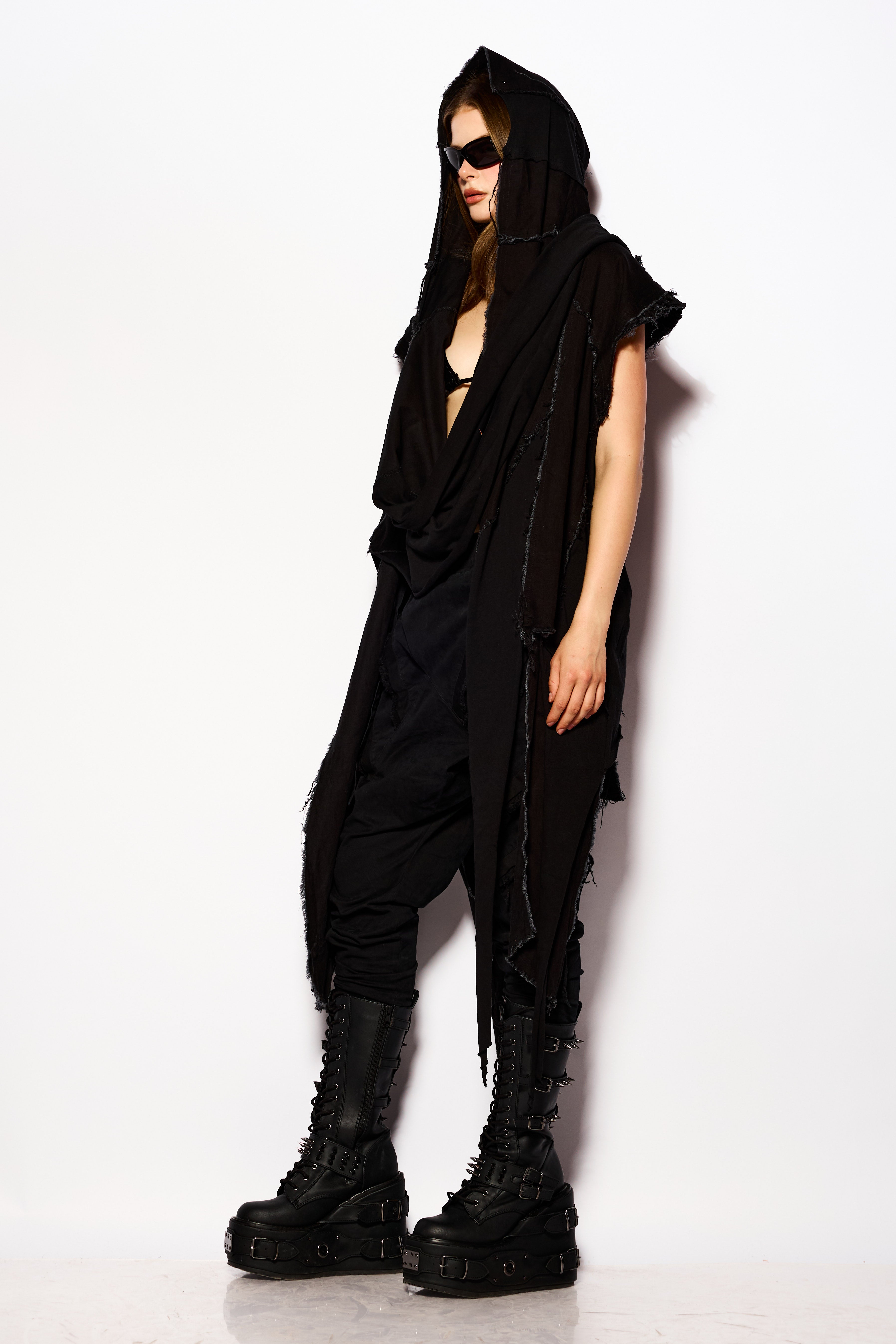 Black APOCALYPSE Sunfall Vest