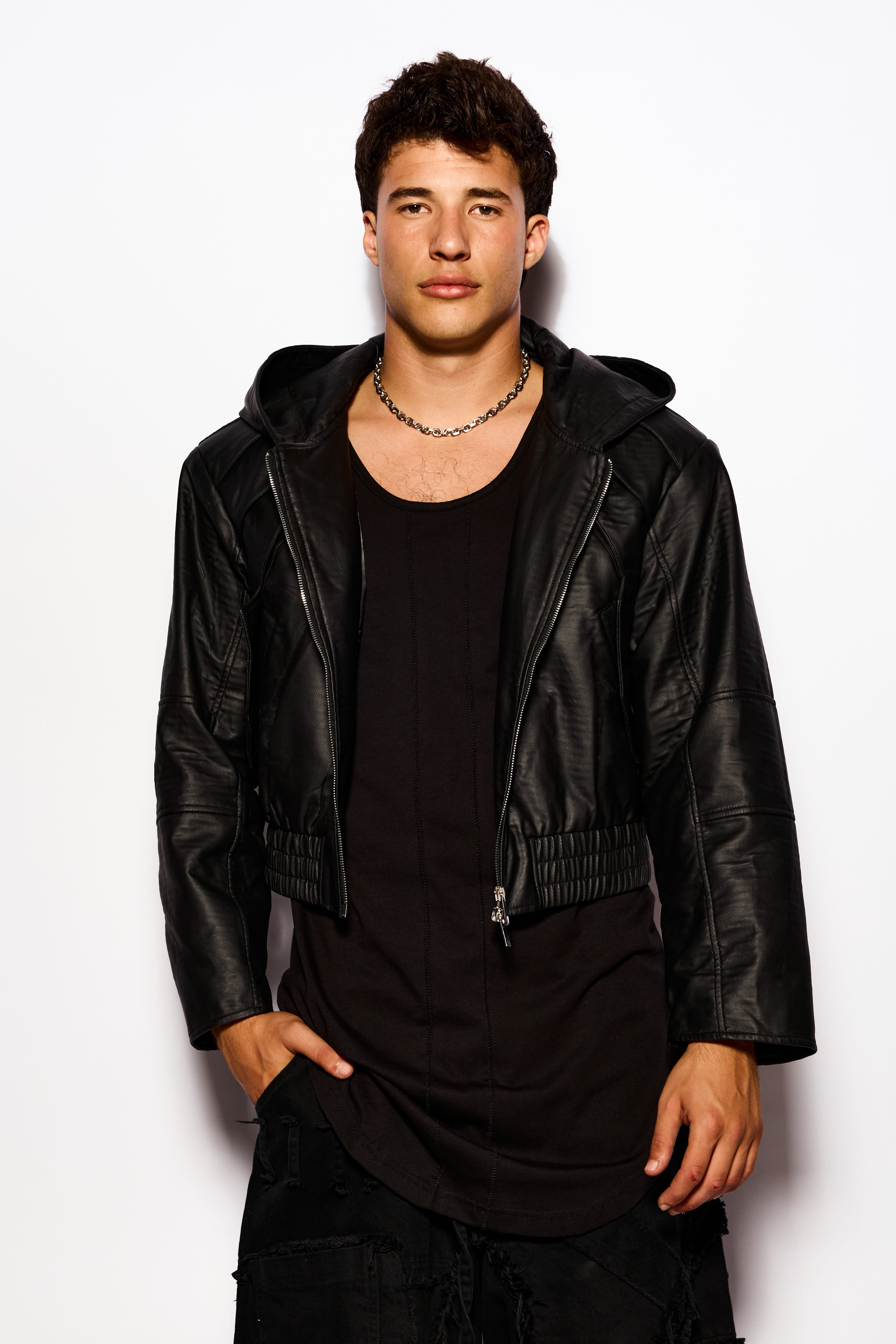 Phantom crop jacket