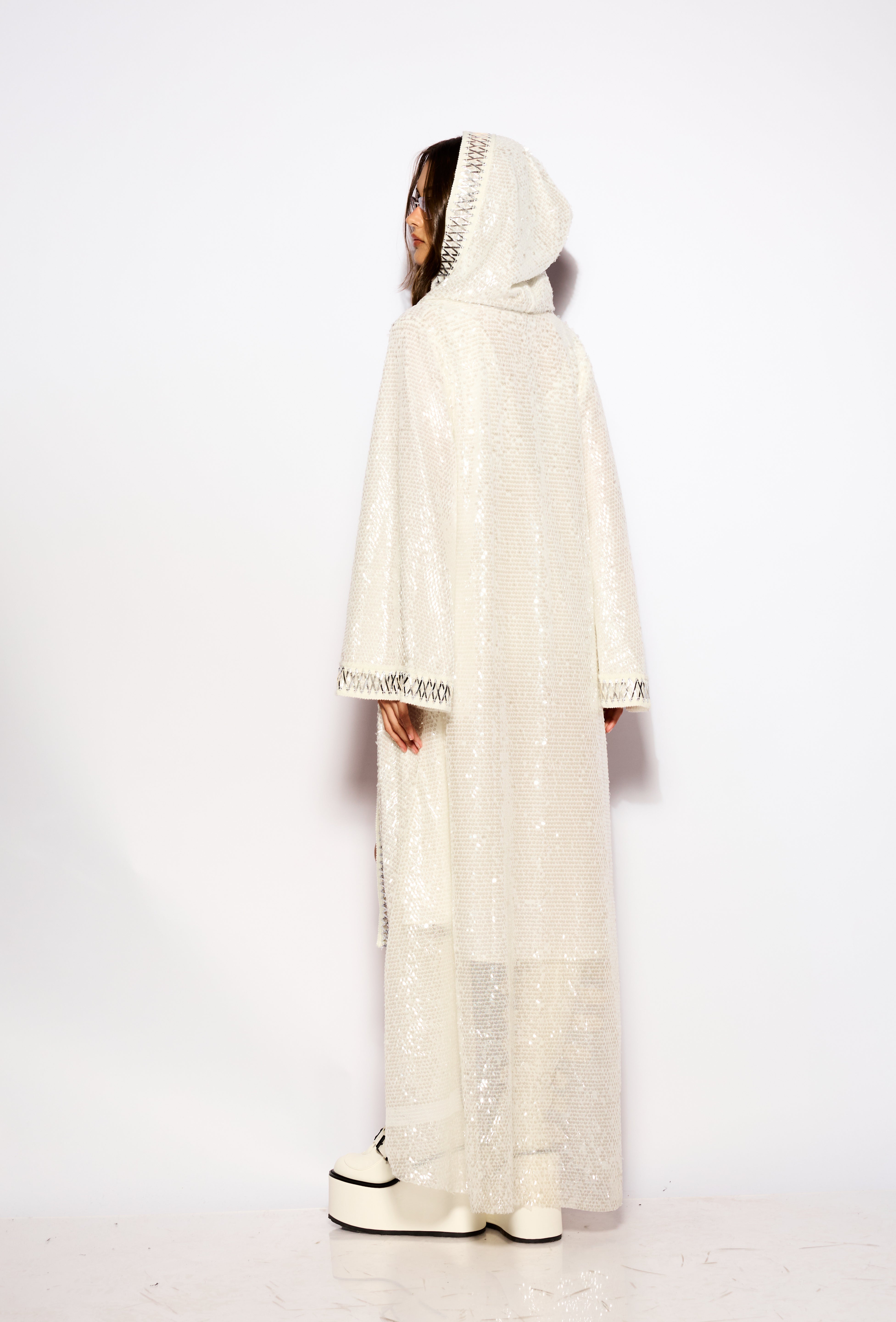 White Solaris kimono