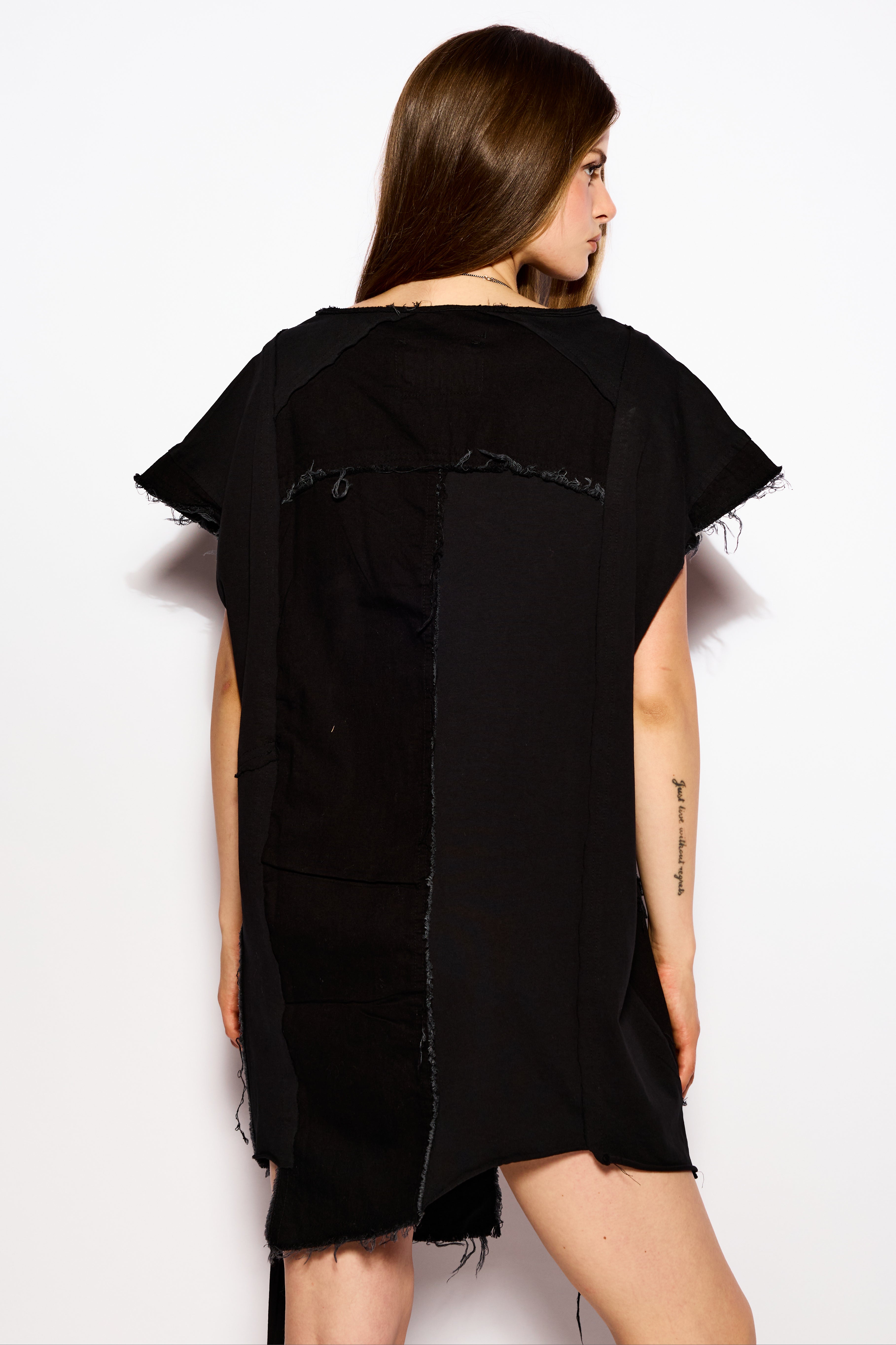 Black APOCALYPSE asymetric tank