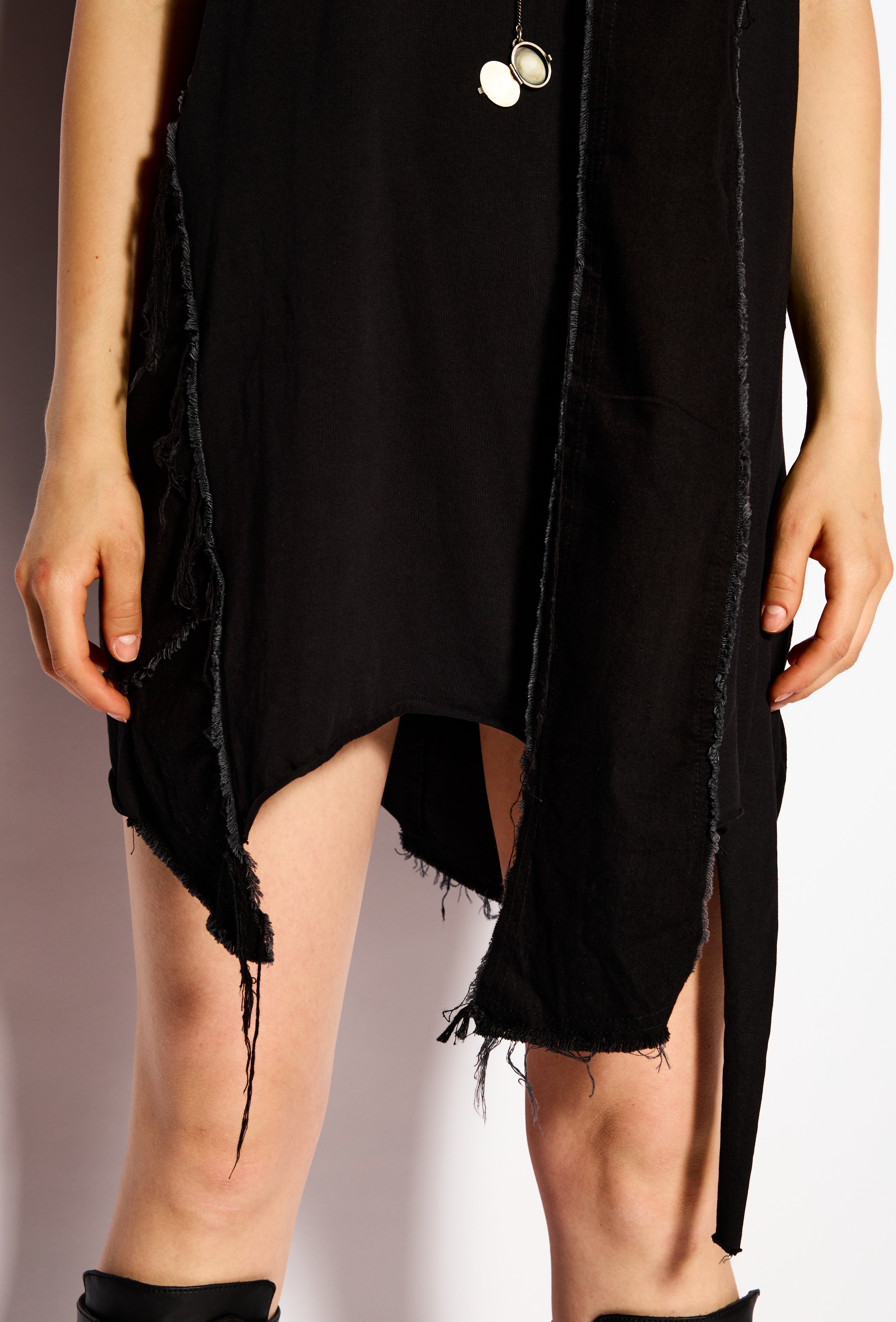 Black APOCALYPSE asymetric tank