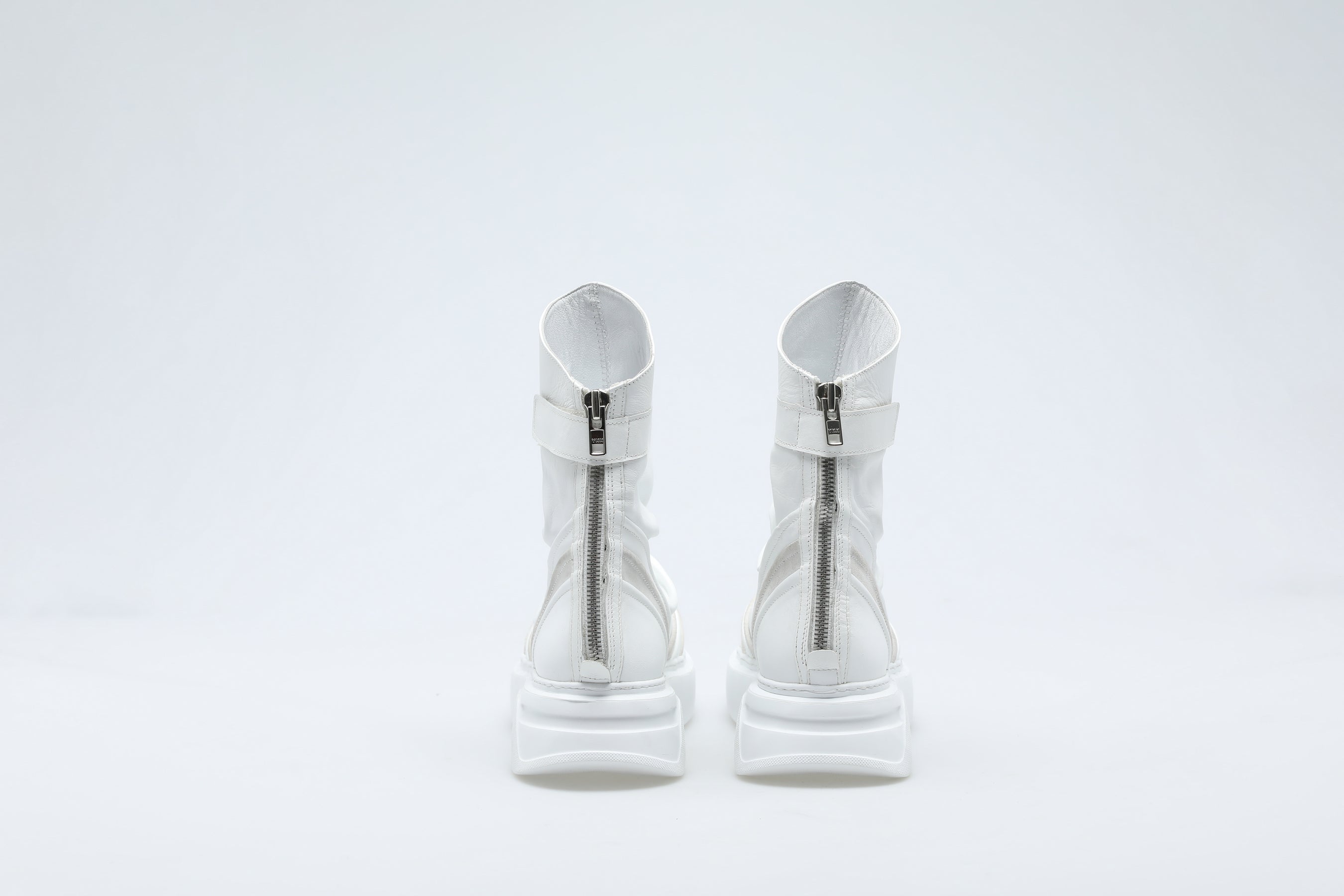 White Sluchy Boots
