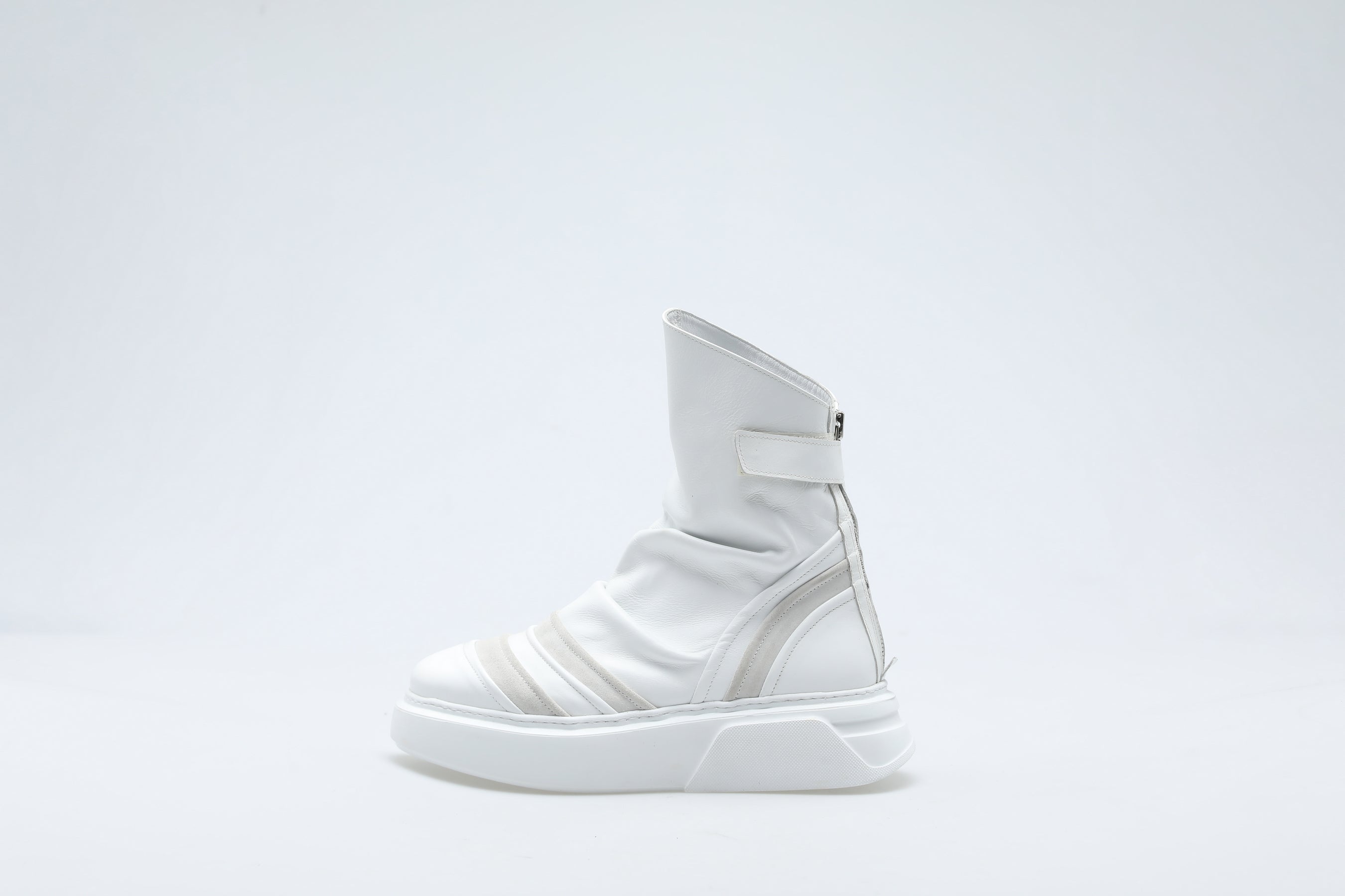 White Sluchy Boots