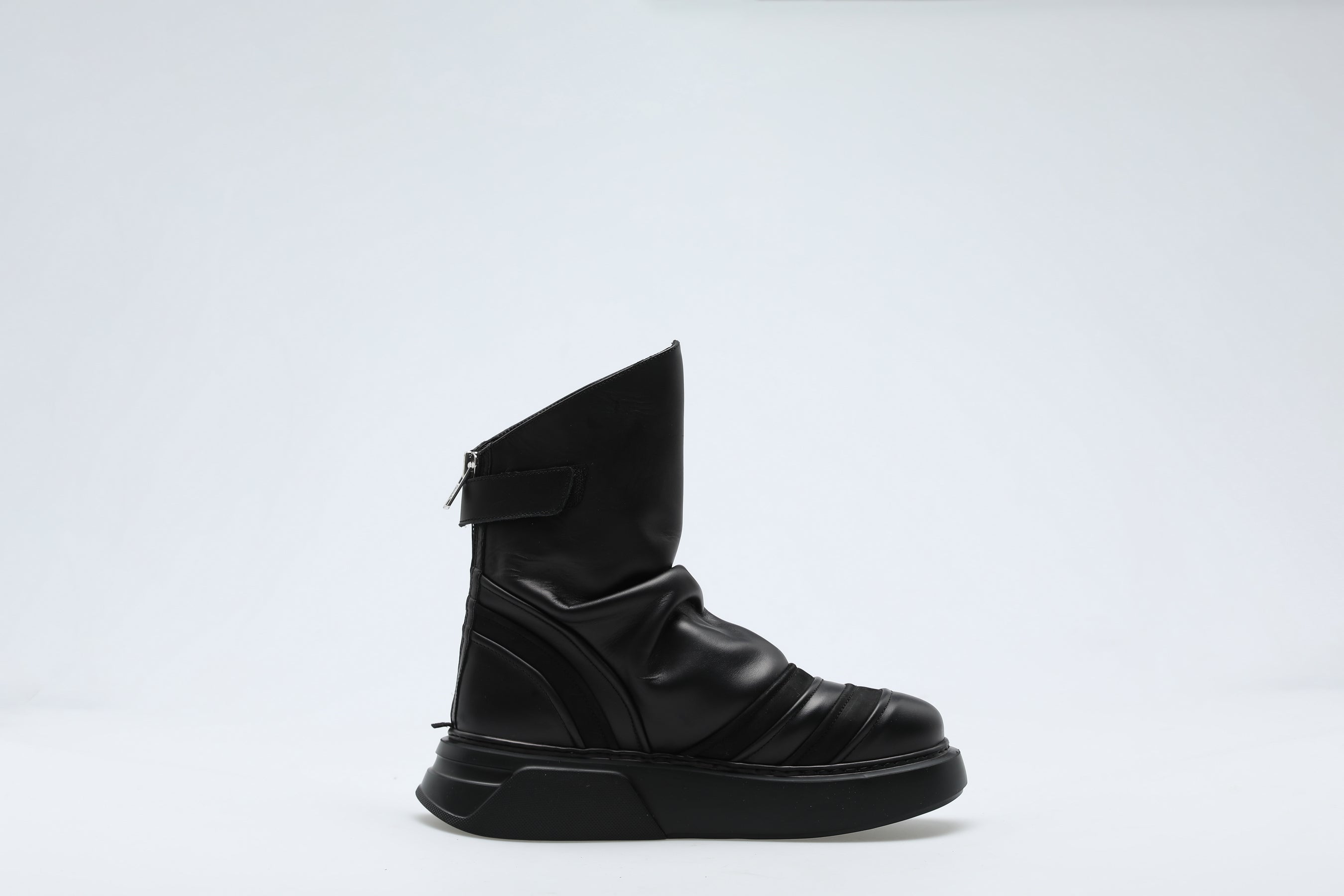 Black Sluchy Boots