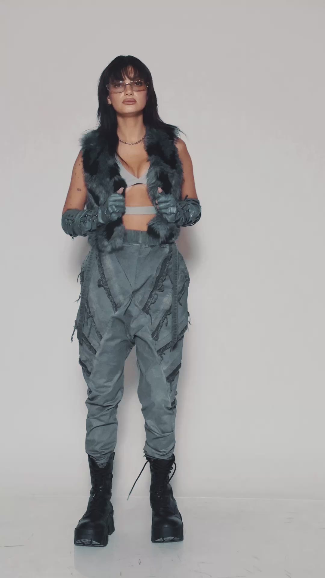 Wild dot vest