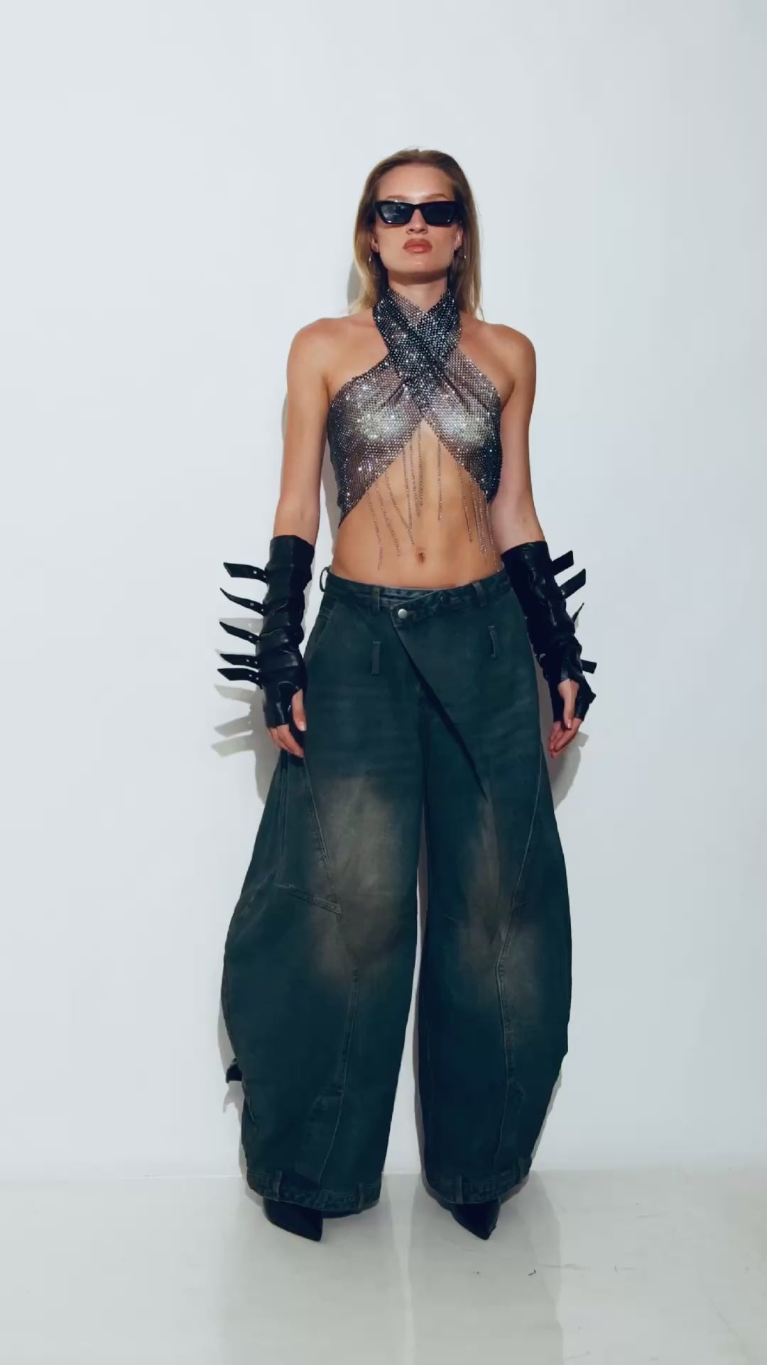 Cross halter top